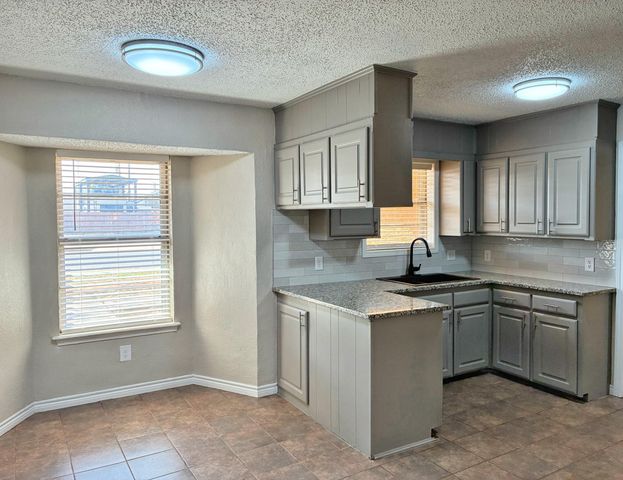 4904 64th Street, Lubbock, TX 79414