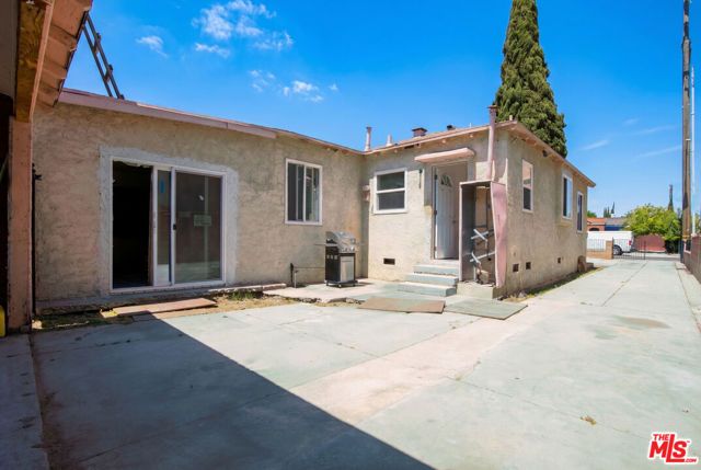 4448 E 56th Street, Maywood, CA 90270