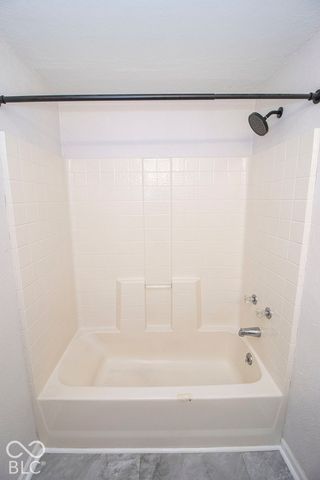 1150 W 300 N, Anderson, IN 46011