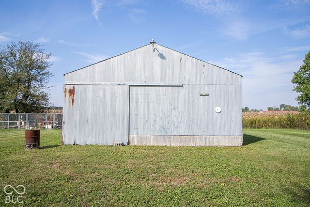 1150 W 300 N, Anderson, IN 46011