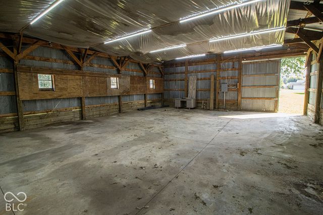1150 W 300 N, Anderson, IN 46011