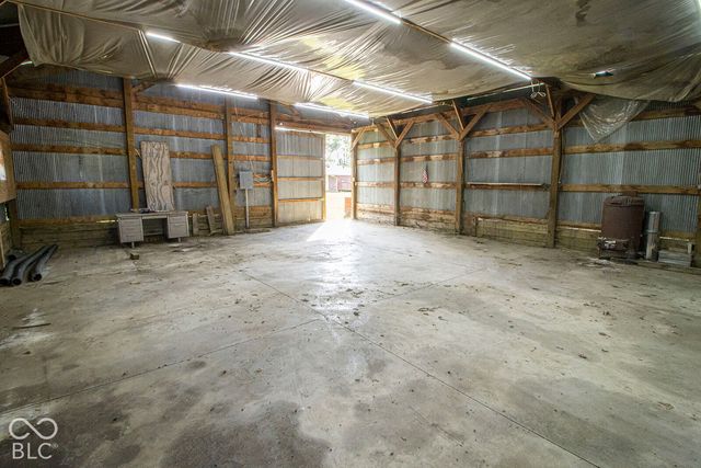1150 W 300 N, Anderson, IN 46011