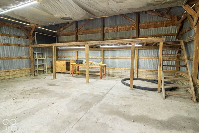 1150 W 300 N, Anderson, IN 46011