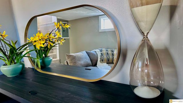 2915 N 206 Street, Elkhorn, NE 68022