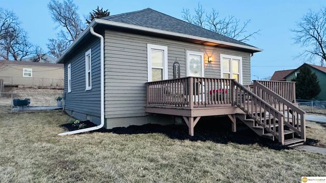 2915 N 206 Street, Elkhorn, NE 68022