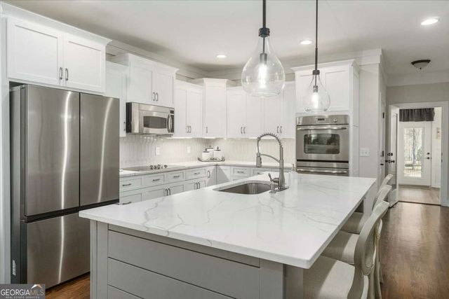 1080 Cobblestone Drive, Bogart, GA 30622