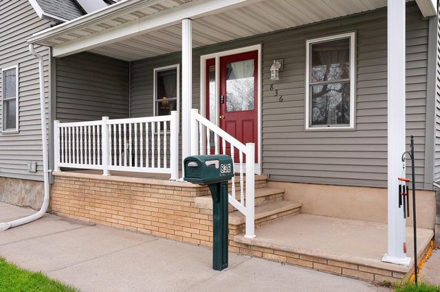 836 W 8TH STREET, Appleton, WI 54914