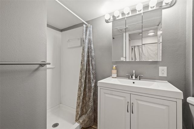 723 Howard Avenue, Billings, MT 59101