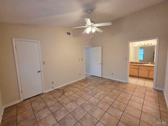 1440 N 61st Ave 8D, Pensacola, FL 32506