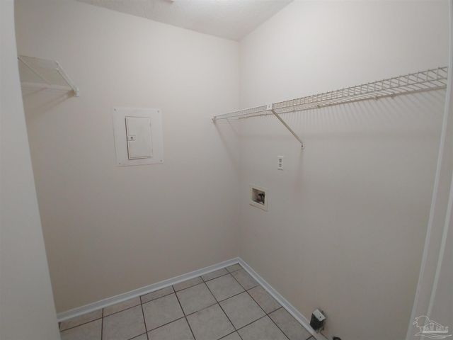 1440 N 61st Ave 8D, Pensacola, FL 32506