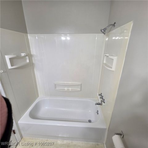 920 Division Street, Greenwood, AR 72936