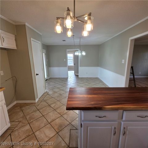 920 Division Street, Greenwood, AR 72936