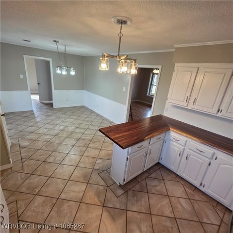 920 Division Street, Greenwood, AR 72936