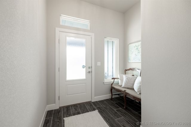 2942 N Briarwood Avenue, Catoosa, OK 74015