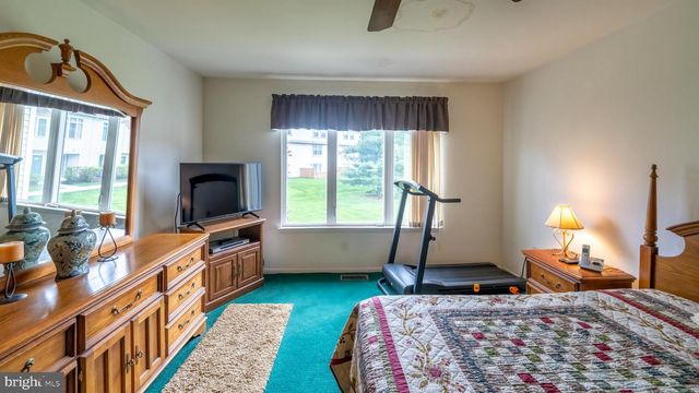 3006 MARYANNES CT, North Wales, PA 19454