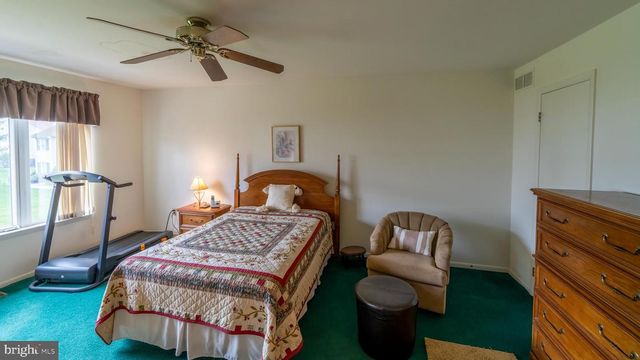 3006 MARYANNES CT, North Wales, PA 19454