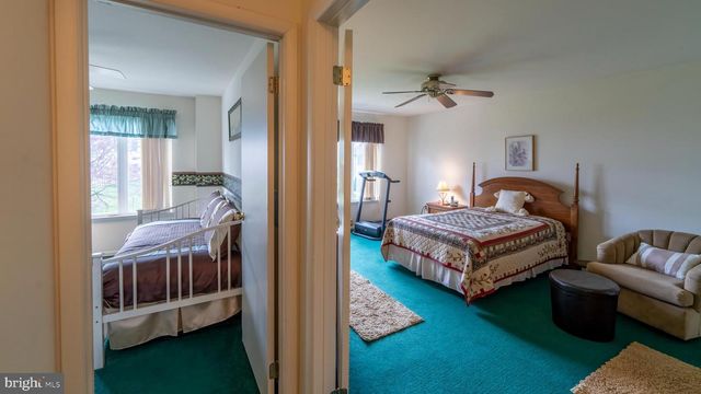 3006 MARYANNES CT, North Wales, PA 19454