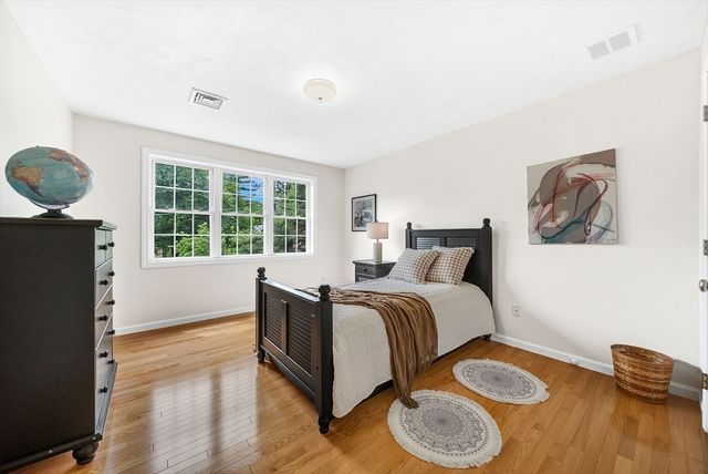 22 Hillcrest Dr, Acton, MA 01720