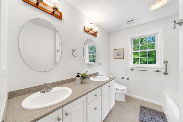 22 Hillcrest Dr, Acton, MA 01720