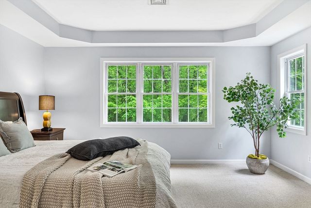 22 Hillcrest Dr, Acton, MA 01720