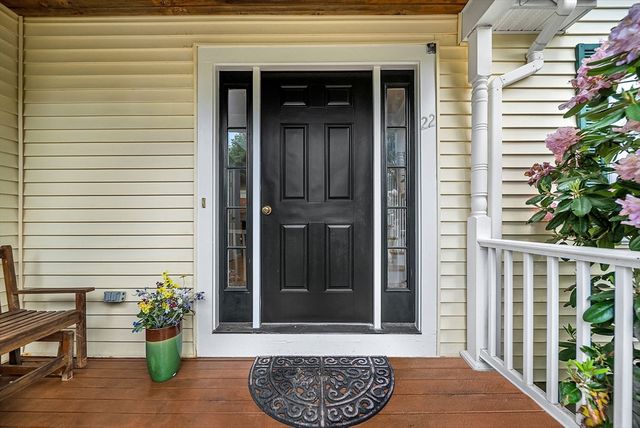 22 Hillcrest Dr, Acton, MA 01720