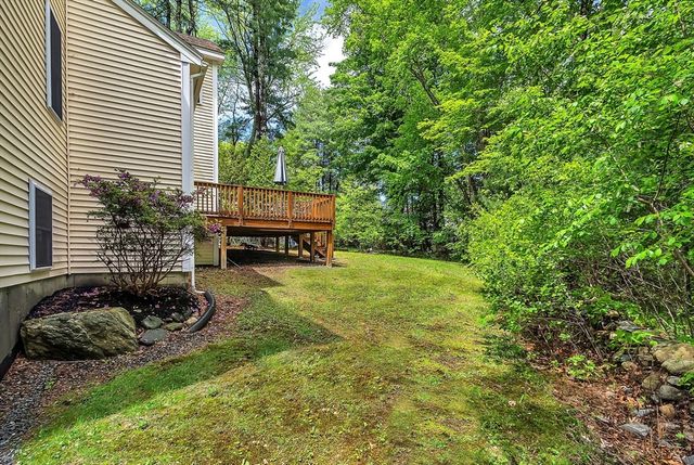22 Hillcrest Dr, Acton, MA 01720
