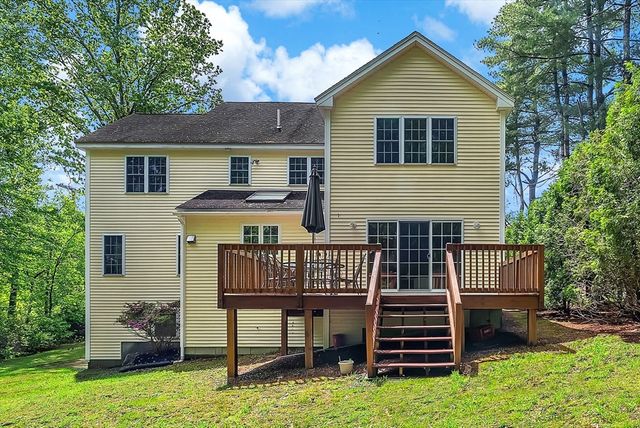 22 Hillcrest Dr, Acton, MA 01720