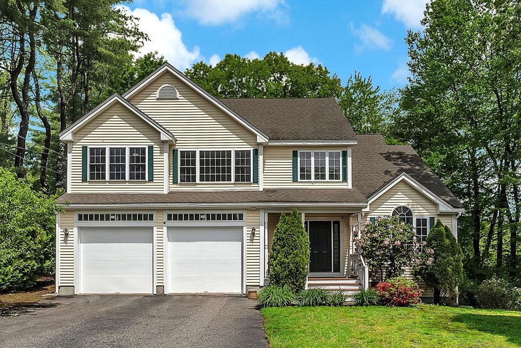 22 Hillcrest Dr, Acton, MA 01720