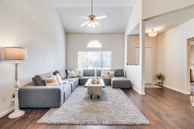 2833 Clearmeadow Drive, Mesquite, TX 75181