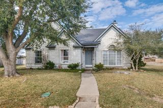 2833 Clearmeadow Drive, Mesquite, TX 75181