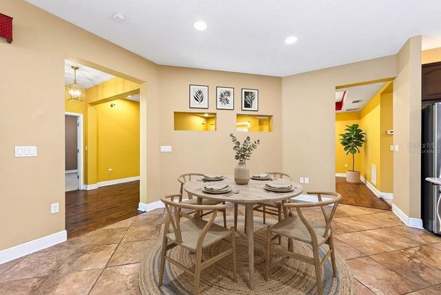2522 TREE MEADOW LOOP, Apopka, FL 32712