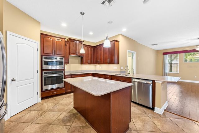 2522 TREE MEADOW LOOP, Apopka, FL 32712