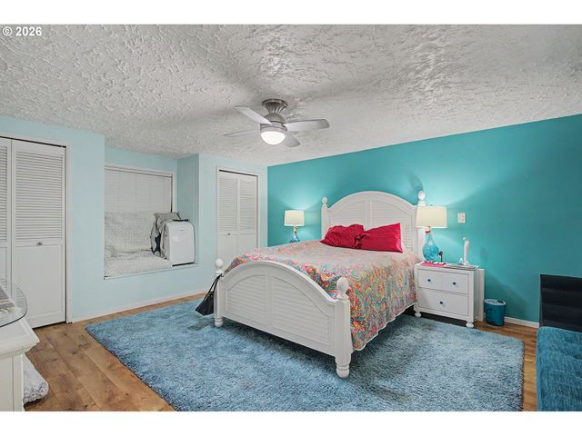 17109 Se EVERGREEN Hwy, Vancouver, WA 98683