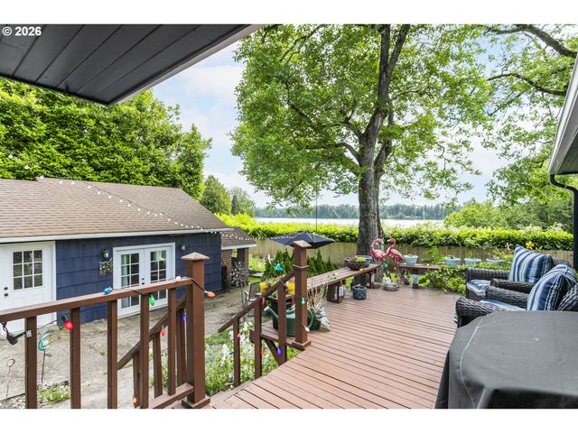 17109 Se EVERGREEN Hwy, Vancouver, WA 98683