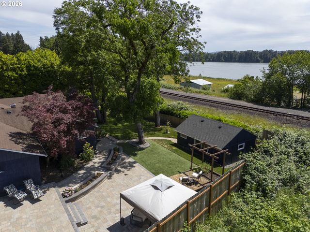 17109 Se EVERGREEN Hwy, Vancouver, WA 98683