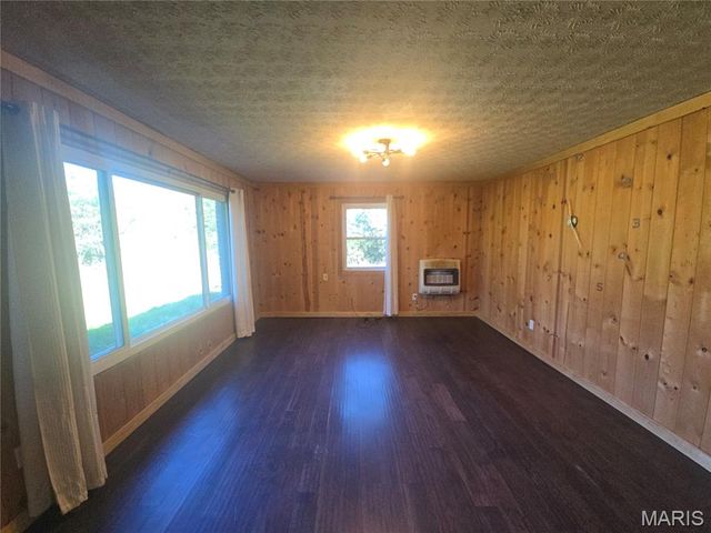 11880 Cypress Road, Dixon, MO 65459