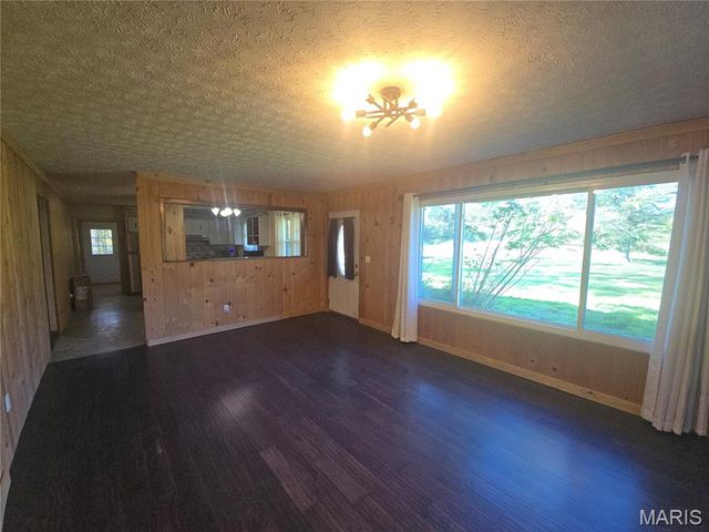 11880 Cypress Road, Dixon, MO 65459