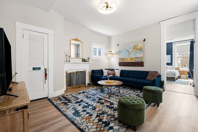 910 Main Street, Covington, KY 41011