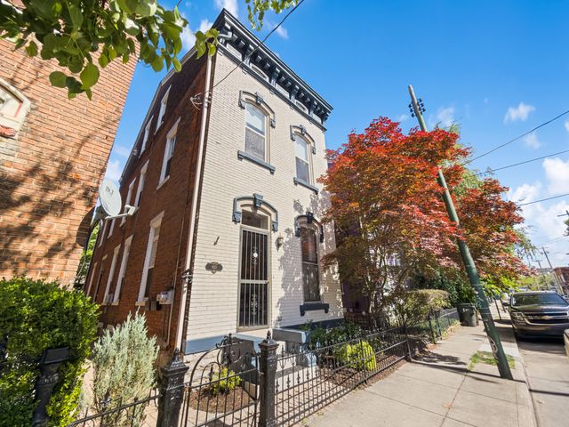 910 Main Street, Covington, KY 41011