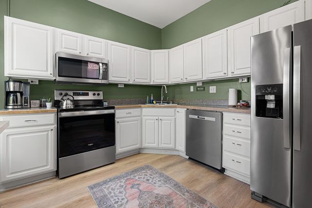 910 Main Street, Covington, KY 41011