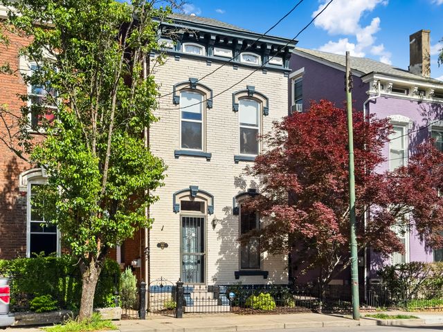 910 Main Street, Covington, KY 41011