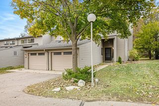 3131 Lakehaven Drive, Ann Arbor, MI 48105