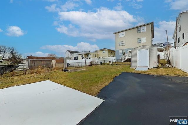 207 Lafayette Avenue, Lyndhurst, NJ 07071