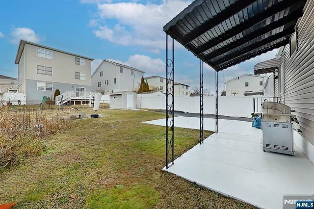 207 Lafayette Avenue, Lyndhurst, NJ 07071