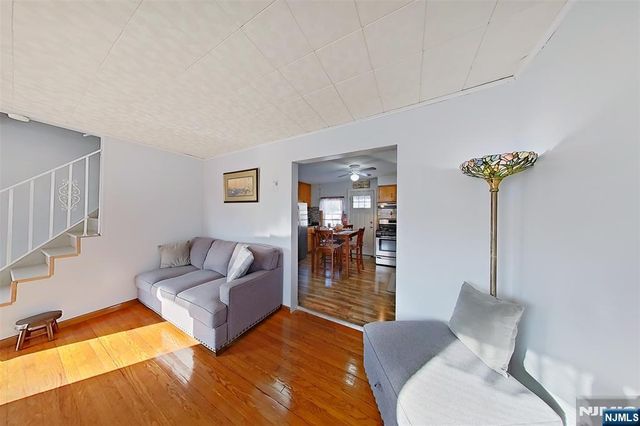 207 Lafayette Avenue, Lyndhurst, NJ 07071