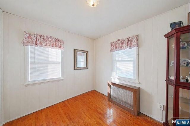 207 Lafayette Avenue, Lyndhurst, NJ 07071