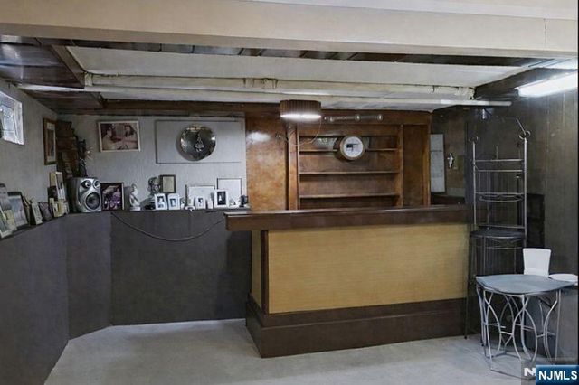 207 Lafayette Avenue, Lyndhurst, NJ 07071