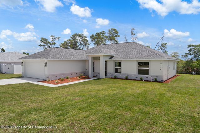 10128 Noddy Tern Road, Weeki Wachee, FL 34613
