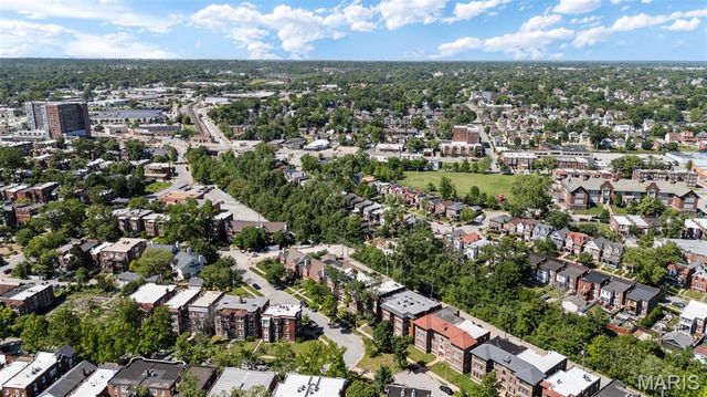 5885 Nina Place 3W, St Louis, MO 63112