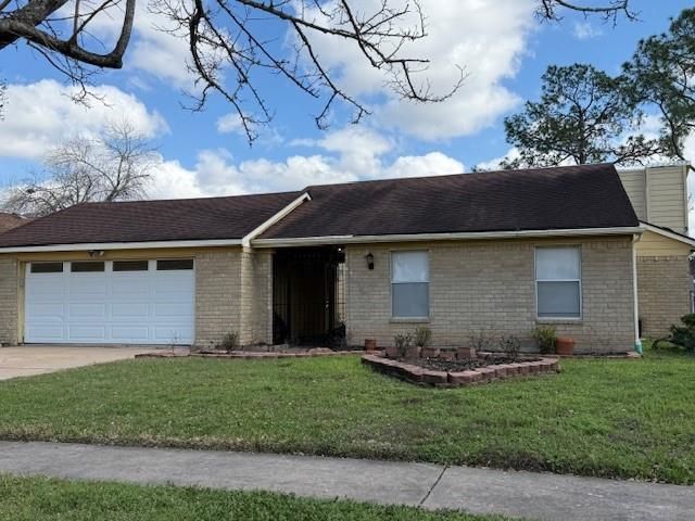 15123 Chasehill Drive, Houston, TX 77489